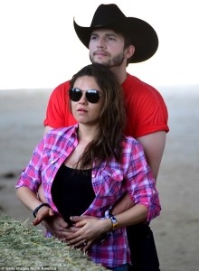 mila kunis ashton kutcher1