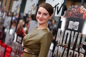 25 SHAILENE WOODLEY