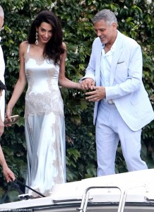 amal clooney svilena haljina2