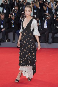 mostra Alicia Vikander
