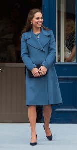 STOKE ON TRENT, ENGLAND - FEBRUARY 18: Catherine, Duchess of Cambridge visits the Emma Bridgewater Factory on February 18, 2015 in Stoke on Trent, England. (Photo by Samir Hussein/WireImage)