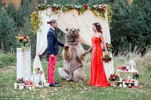 39e6c1b100000578-3889626-stepan_the_bear_loves_people_and_has_never_bitten_anyone_he_eats-a-31_1477917877560