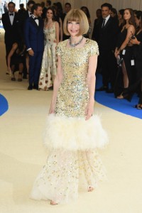 NEW YORK, NY - MAY 01:  Anna Wintour attends the "Rei Kawakubo/Comme des Garcons: Art Of The In-Between" Costume Institute Gala at Metropolitan Museum of Art on May 1, 2017 in New York City.  (Photo by Dia Dipasupil/Getty Images For Entertainment Weekly)