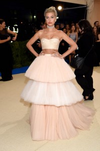NEW YORK, NY - MAY 01:  Hailey Baldwin attends the "Rei Kawakubo/Comme des Garcons: Art Of The In-Between" Costume Institute Gala at Metropolitan Museum of Art on May 1, 2017 in New York City.  (Photo by Dimitrios Kambouris/Getty Images)