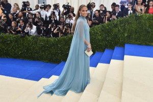 NEW YORK, NY - MAY 01:  Jennifer Lopez attends the "Rei Kawakubo/Comme des Garcons: Art Of The In-Between" Costume Institute Gala at Metropolitan Museum of Art on May 1, 2017 in New York City.  (Photo by Theo Wargo/Getty Images For US Weekly)