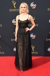 LOS ANGELES, CA - SEPTEMBER 18: Actress Sophie Turner attends the 68th Annual Primetime Emmy Awards at Microsoft Theater on September 18, 2016 in Los Angeles, California. (Photo by Frazer Harrison/Getty Images)